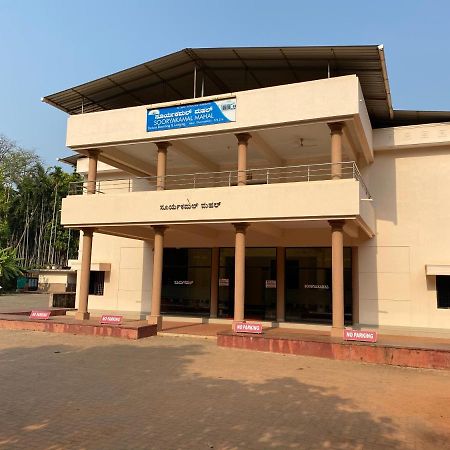 Sooryakamal Mahal Hotel Dharmastala Luaran gambar