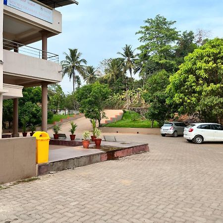 Sooryakamal Mahal Hotel Dharmastala Luaran gambar